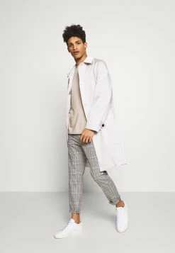 DRYKORN Soldes 2022 -DRYKORN Soldes 2022 001626c0380447339c3214772193024d