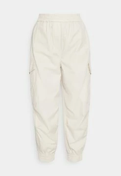 DRYKORN SAVE - Pantalon cargo Rabais vêtements haute femme 12 DRYKORN SAVE - Pantalon cargo Rabais vêtements haute femme -DRYKORN Soldes 2022 09949130c81047439ce1c6eb7afec42c