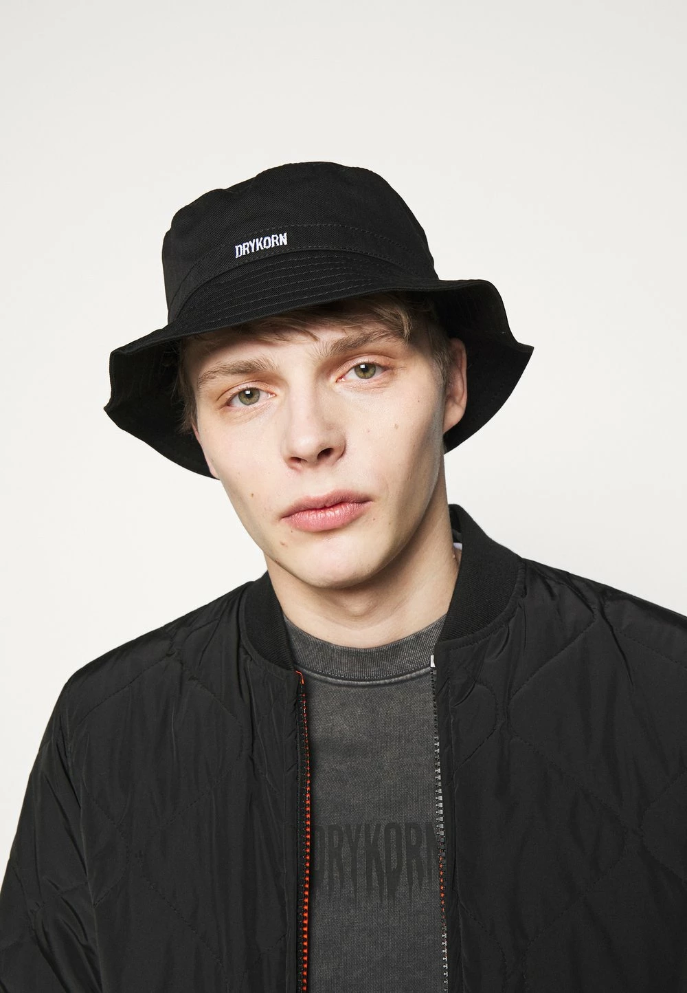 DRYKORN Qualité Fiable PACER UNISEX - Chapeau accessoires couleur unie 4 DRYKORN Qualité Fiable PACER UNISEX - Chapeau accessoires couleur unie – Image 2