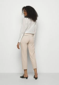 DRYKORN Prix Allégé ACCESS - Pantalon classique vêtements haute femme 10 DRYKORN Prix Allégé ACCESS - Pantalon classique vêtements haute femme -DRYKORN Soldes 2022 0bacafe3b3d44fd4bef5570506d1febe