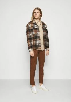 DRYKORN Discount En Ligne PHASMO - Chemise vêtements col kent homme -DRYKORN Soldes 2022 0f494de7d554445c92dc893d8e51318f