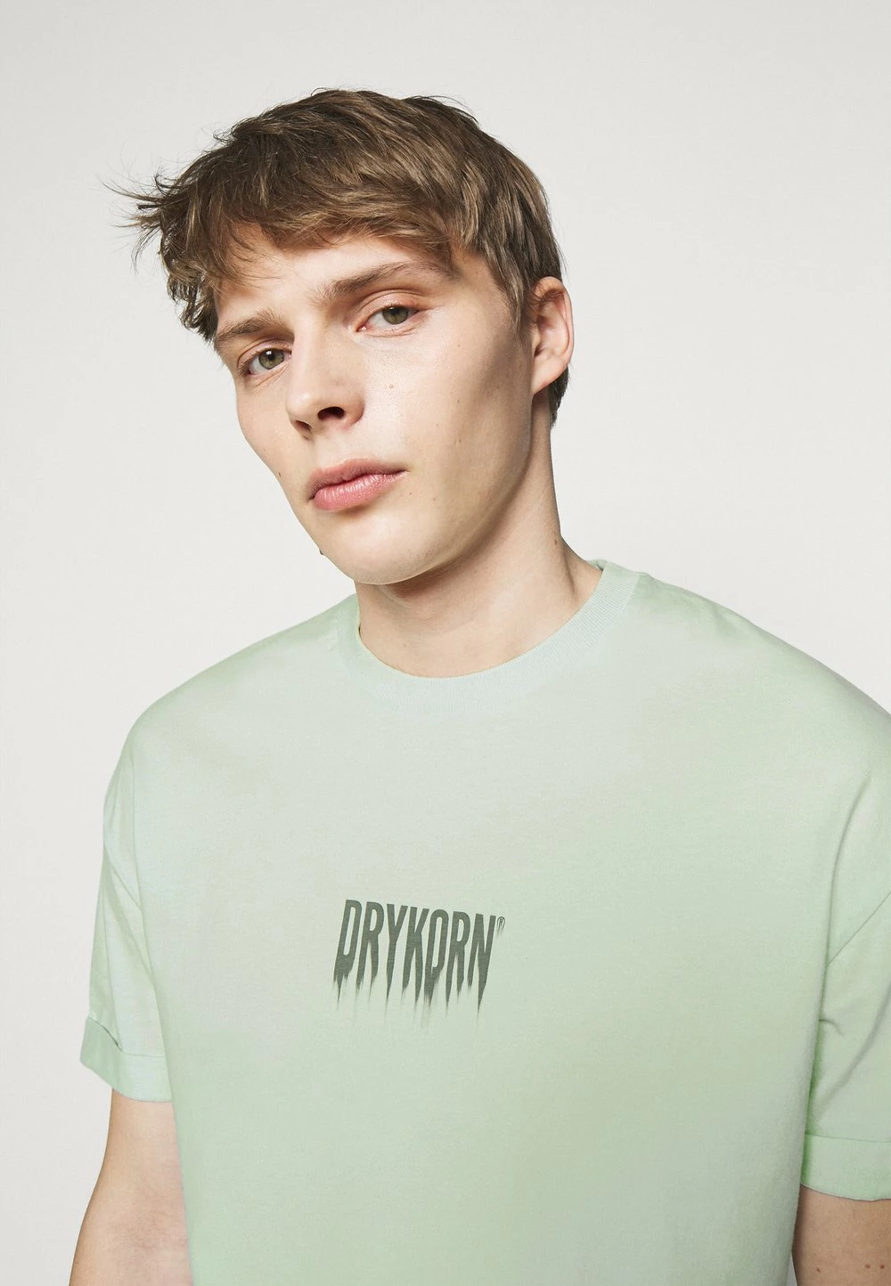 DRYKORN Vendre THILO FADE - T-shirt imprimé vêtements col rond homme 6 DRYKORN Vendre THILO FADE - T-shirt imprimé vêtements col rond homme – Image 4