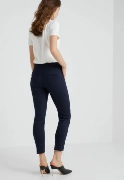DRYKORN ACT - Pantalon classique Qualité Supérieure vêtements haute femme -DRYKORN Soldes 2022 2104f4e1a8b240dda9b2e5cb6a92cffc