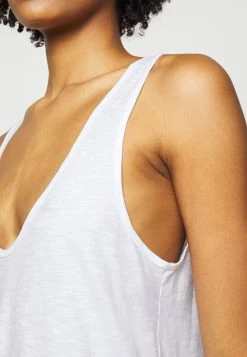 Promos DRYKORN SAIMI - Débardeur vêtements col en v profond femme -DRYKORN Soldes 2022 213fccfdb6bb41208ae2be70fb22fcad