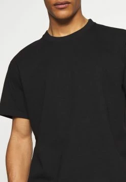 DRYKORN Petit Prix SAMUEL - T-shirt basique vêtements col rond homme -DRYKORN Soldes 2022 27390eb50e7b4885a6019015451f3b30