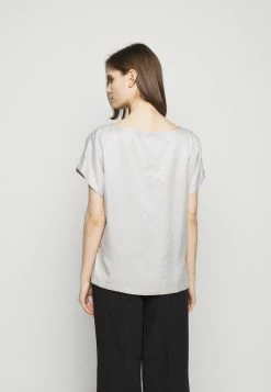 DRYKORN Qualité Garantie SOMIA - T-shirt basique vêtements col rond femme 24 DRYKORN Qualité Garantie SOMIA - T-shirt basique vêtements col rond femme -DRYKORN Soldes 2022 2b08c9ad2b25469b8a0e3daf47782d0d