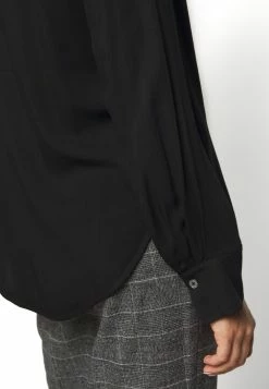 DRYKORN Remise En Ligne CINJA - Blouse vêtements col rond femme 18 DRYKORN Remise En Ligne CINJA - Blouse vêtements col rond femme -DRYKORN Soldes 2022 33700a04791041a0951649c2b1c05ded