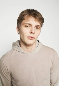 DRYKORN MILIAN - T-shirt à manches longues Soldes t-shirts & polos capuche homme -DRYKORN Soldes 2022 357b83f6a8944fe3a744588891770555