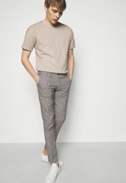 Prix Cassé DRYKORN HOOP - Pantalon classique vêtements normale homme 13 Prix Cassé DRYKORN HOOP - Pantalon classique vêtements normale homme -DRYKORN Soldes 2022 3606d48812634c12abb95caab0169cd7