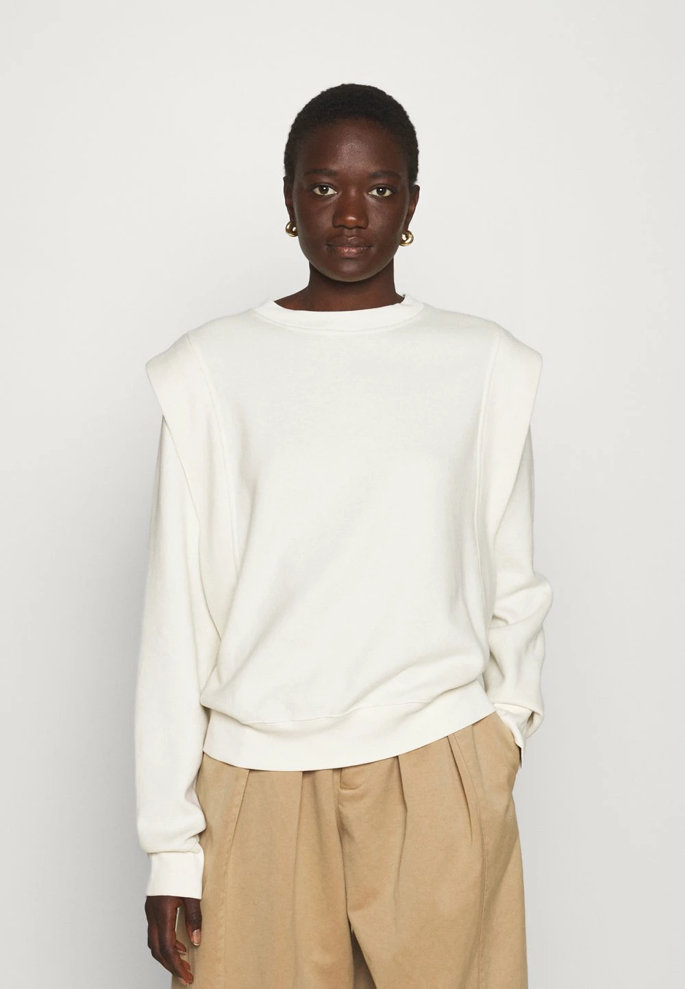 DRYKORN 50% Off De Vente OMARIA - Sweatshirt vêtements col rond femme 3 DRYKORN 50% Off De Vente OMARIA - Sweatshirt vêtements col rond femme