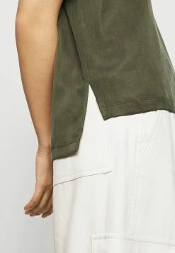 DRYKORN Prix Avantageux SOMIA - T-shirt basique vêtements col bateau femme -DRYKORN Soldes 2022 3d1cb27461424b4e92077c7c059771a8