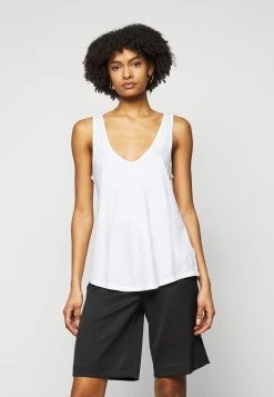 Promos DRYKORN SAIMI - Débardeur vêtements col en v profond femme