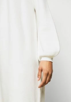 DRYKORN MARISA - Robe pull Meilleure qualité vêtements col rond femme -DRYKORN Soldes 2022 4369f48268c04772b9f9574a72d0265f