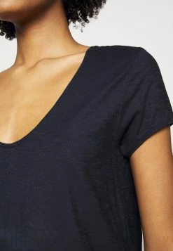 DRYKORN Bas Prix AVIVI - T-shirt basique vêtements encolure large ronde femme -DRYKORN Soldes 2022 46a0db500d6a4cc7bc512a7dc153d63a