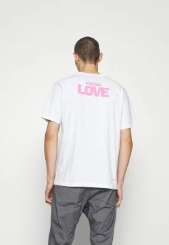 Meilleure qualité DRYKORN EDDY LOVE - T-shirt imprimé vêtements col rond homme