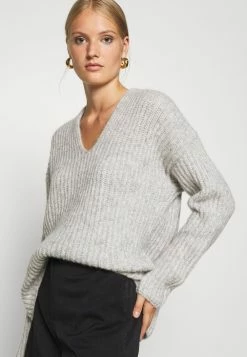 DRYKORN Marchandise de première qualité LINNAS - Pullover vêtements col en v profond femme 18 DRYKORN Marchandise de première qualité LINNAS - Pullover vêtements col en v profond femme -DRYKORN Soldes 2022 4b092dba746e48cab30df4710ab530e3