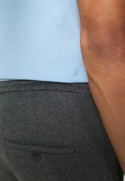 DRYKORN JEGER - Pantalon classique Qualité Garantie vêtements normale homme -DRYKORN Soldes 2022 52fa53d688a14f0c94e79f1125656326