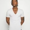 DRYKORN Qualité garantie 100% QUENTIN - T-shirt basique vêtements col en v profond homme 2 DRYKORN Qualité garantie 100% QUENTIN - T-shirt basique vêtements col en v profond homme -DRYKORN Soldes 2022 60bcfccadbf145d4a18709eb238e46e9