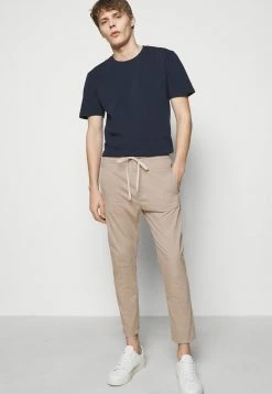 Prix Dynamité DRYKORN JEGER - Pantalon classique pantalons normale homme -DRYKORN Soldes 2022 63cf37b7945944cd8977b3a72d484e1c