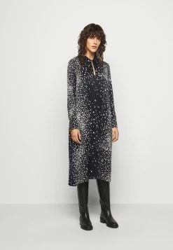 DRYKORN En Remise BERENIKE - Robe de jour vêtements col à revers femme
