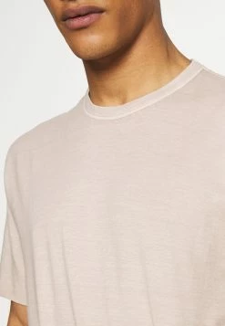 Plus Bas Prix De Vente DRYKORN RANIEL - T-shirt basique vêtements col rond homme 18 Plus Bas Prix De Vente DRYKORN RANIEL - T-shirt basique vêtements col rond homme -DRYKORN Soldes 2022 726fa71ddc2c4cddabad54b2ee24d807