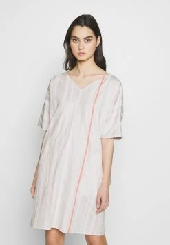 DRYKORN HEDDA - Robe de jour Prix Bradés vêtements col en v profond femme