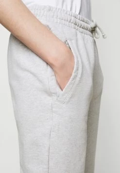 DRYKORN Qualité garantie 100% ONCE - Pantalon de survêtement vêtements normale femme -DRYKORN Soldes 2022 7b23ef0e73414e05a824285beade438c