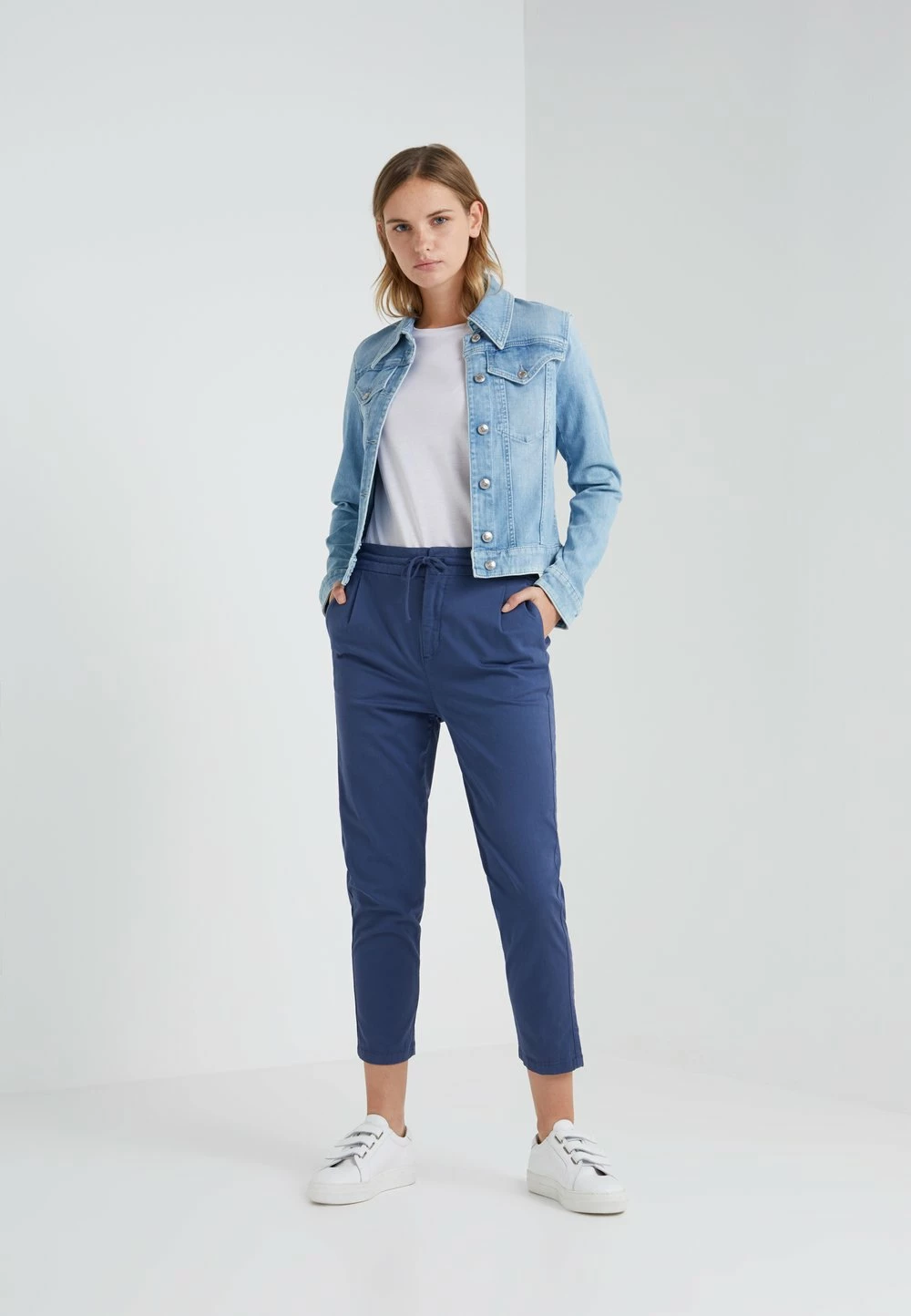 Petit Prix DRYKORN ANISIA - T-shirt basique vêtements col rond femme 4 Petit Prix DRYKORN ANISIA - T-shirt basique vêtements col rond femme – Image 2