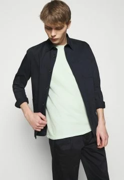 Qualité Excellente DRYKORN SAMUEL - T-shirt basique vêtements col rond homme -DRYKORN Soldes 2022 87314773c26e4960b6d5a8799bd93f8e