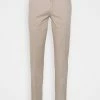 Prix Ourlé DRYKORN MAD - Chino pantalons normale homme -DRYKORN Soldes 2022 8bc7a6a2de654bf194dd0080ee448d8a 1