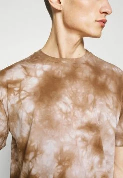 DRYKORN THILO - T-shirt imprimé 50% Off De Vente vêtements col rond homme -DRYKORN Soldes 2022 95a53149112d4bbbb1d1d47715a75cf6