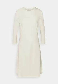 DRYKORN Prix Raisonnable FAGI - Robe en jersey vêtements col rond femme 14 DRYKORN Prix Raisonnable FAGI - Robe en jersey vêtements col rond femme -DRYKORN Soldes 2022 9dc6d926852b453ba10e1aca292a73d7