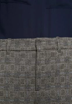 DRYKORN SEARCH - Pantalon classique Prix Bradés vêtements haute femme -DRYKORN Soldes 2022 9e193a9a58fe464f815940a5ace96f61