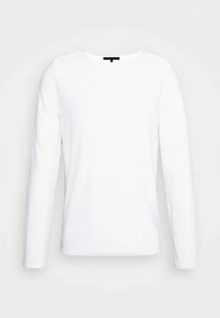 DRYKORN RIK - Pullover Prix Jamais Vus pulls & gilets col rond homme 17 DRYKORN RIK - Pullover Prix Jamais Vus pulls & gilets col rond homme -DRYKORN Soldes 2022 9efcca7814b74cbda9580cd36ab1946b 2