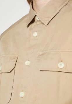 DRYKORN Discount En Ligne PHASMO - Chemise vêtements col kent homme -DRYKORN Soldes 2022 b1d105b720014f7fa14a11c4aebda5c9