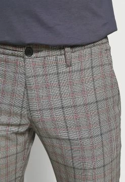 Prix Dynamité DRYKORN HOOP - Pantalon classique vêtements normale homme -DRYKORN Soldes 2022 b596a4b42652431bb4dfc0e553a5b959