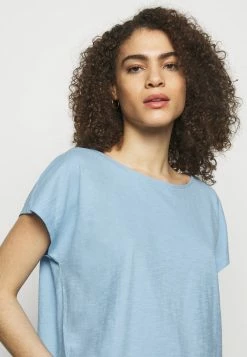 DRYKORN KIMANA - T-shirt basique Assurance De l’Authenticité vêtements col rond femme -DRYKORN Soldes 2022 b8de1d8f93a54dffbd20fc368b6e6727