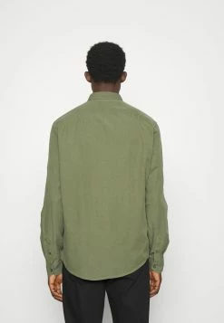 DRYKORN Pas Cher OSHAA - Chemise vêtements col kent homme 11 DRYKORN Pas Cher OSHAA - Chemise vêtements col kent homme -DRYKORN Soldes 2022 c90c48772039490ca96d9d7c18f46eac