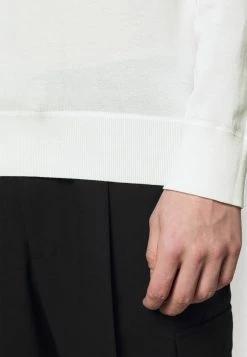 DRYKORN Pullover Garantie De Qualité 100% vêtements capuche homme 15 DRYKORN Pullover Garantie De Qualité 100% vêtements capuche homme -DRYKORN Soldes 2022 cb701a051efe4580b618ba4d6bcd752d