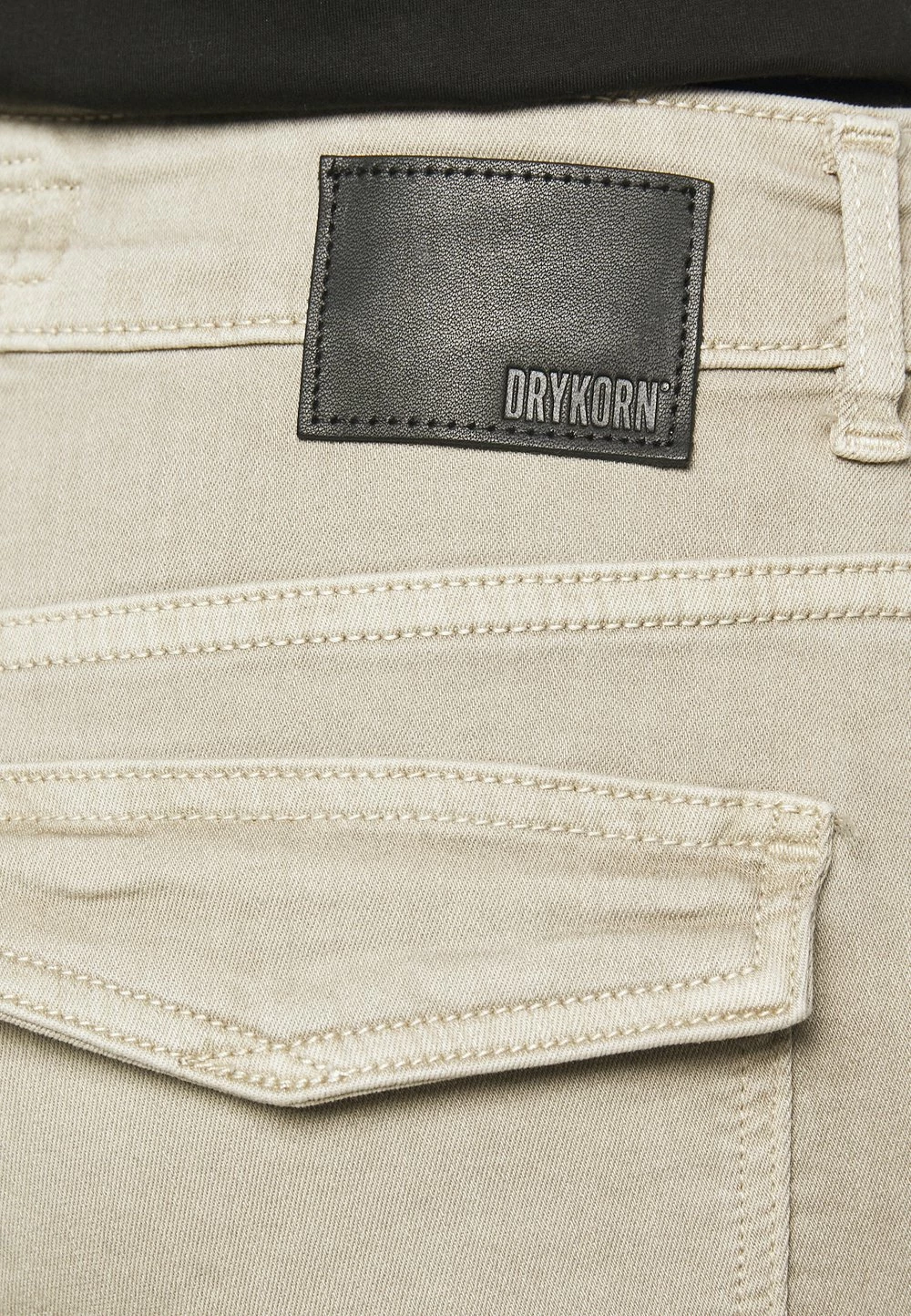 DRYKORN OUTBOUND - Pantalon cargo Prix Allégé pantalons haute femme 9 DRYKORN OUTBOUND - Pantalon cargo Prix Allégé pantalons haute femme – Image 7