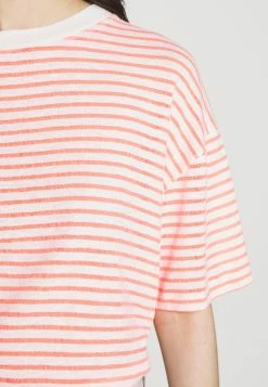 Meilleure qualité DRYKORN LUNIE - T-shirt imprimé vêtements col rond femme 14 Meilleure qualité DRYKORN LUNIE - T-shirt imprimé vêtements col rond femme -DRYKORN Soldes 2022 cfd983ba875849a2b5a07394ebe94b58