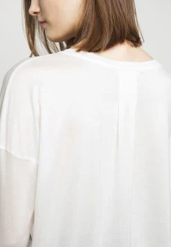 DRYKORN VENJA - T-shirt à manches longues Plus Bas Prix De Vente vêtements col en v profond femme -DRYKORN Soldes 2022 d47de0fd9b4a461e87491f614777831f