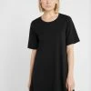 DRYKORN ERLI - Robe en jersey Rabais vêtements col rond femme -DRYKORN Soldes 2022 d5d6648353264ad59e39bc2254868e11