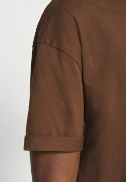 DRYKORN THILO - T-shirt basique Prix Préférentiel vêtements col rond homme -DRYKORN Soldes 2022 d745f374eec747d3a66c360cf0b9bfb2