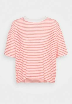 Meilleure qualité DRYKORN LUNIE - T-shirt imprimé vêtements col rond femme 15 Meilleure qualité DRYKORN LUNIE - T-shirt imprimé vêtements col rond femme -DRYKORN Soldes 2022 d776b32ca118403a9d05b8158678e947