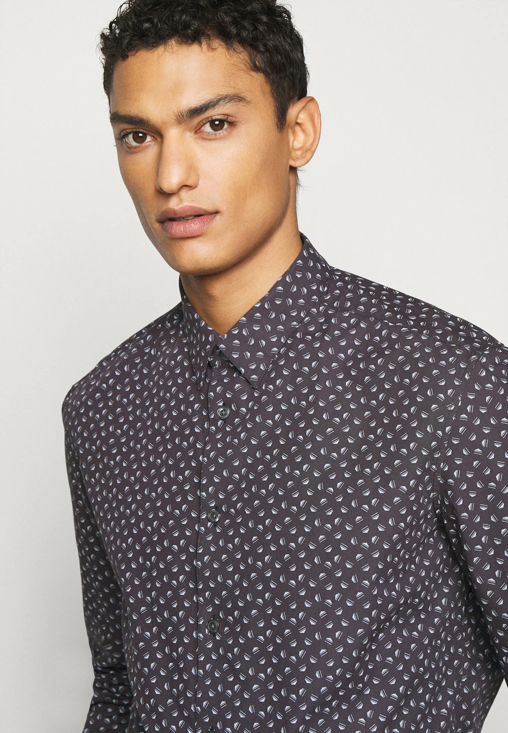 DRYKORN RUBEN - Chemise Prix De Lancement vêtements col kent homme 7 DRYKORN RUBEN - Chemise Prix De Lancement vêtements col kent homme – Image 5