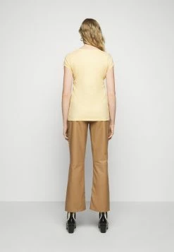 Prix Réduit DRYKORN AVIVI - T-shirt basique vêtements encolure large ronde femme -DRYKORN Soldes 2022 e2aa1e8da19746faac5556cca1a99f6d