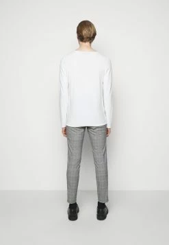 DRYKORN RIK - Pullover Prix Incroyables pulls et gilets col rond homme -DRYKORN Soldes 2022 e4a5d285a99a4c7dab033134a164ecd8