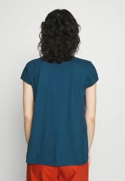 Prix Acceptable DRYKORN AVIVI - T-shirt basique vêtements encolure large ronde femme -DRYKORN Soldes 2022 e8c4377a455547b9a9a2f6c879d37c23