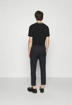 Prix Gelé DRYKORN JEGER - Pantalon classique vêtements normale homme 11 Prix Gelé DRYKORN JEGER - Pantalon classique vêtements normale homme -DRYKORN Soldes 2022 eb80a17bfb9a454281ba23ee20479ac3